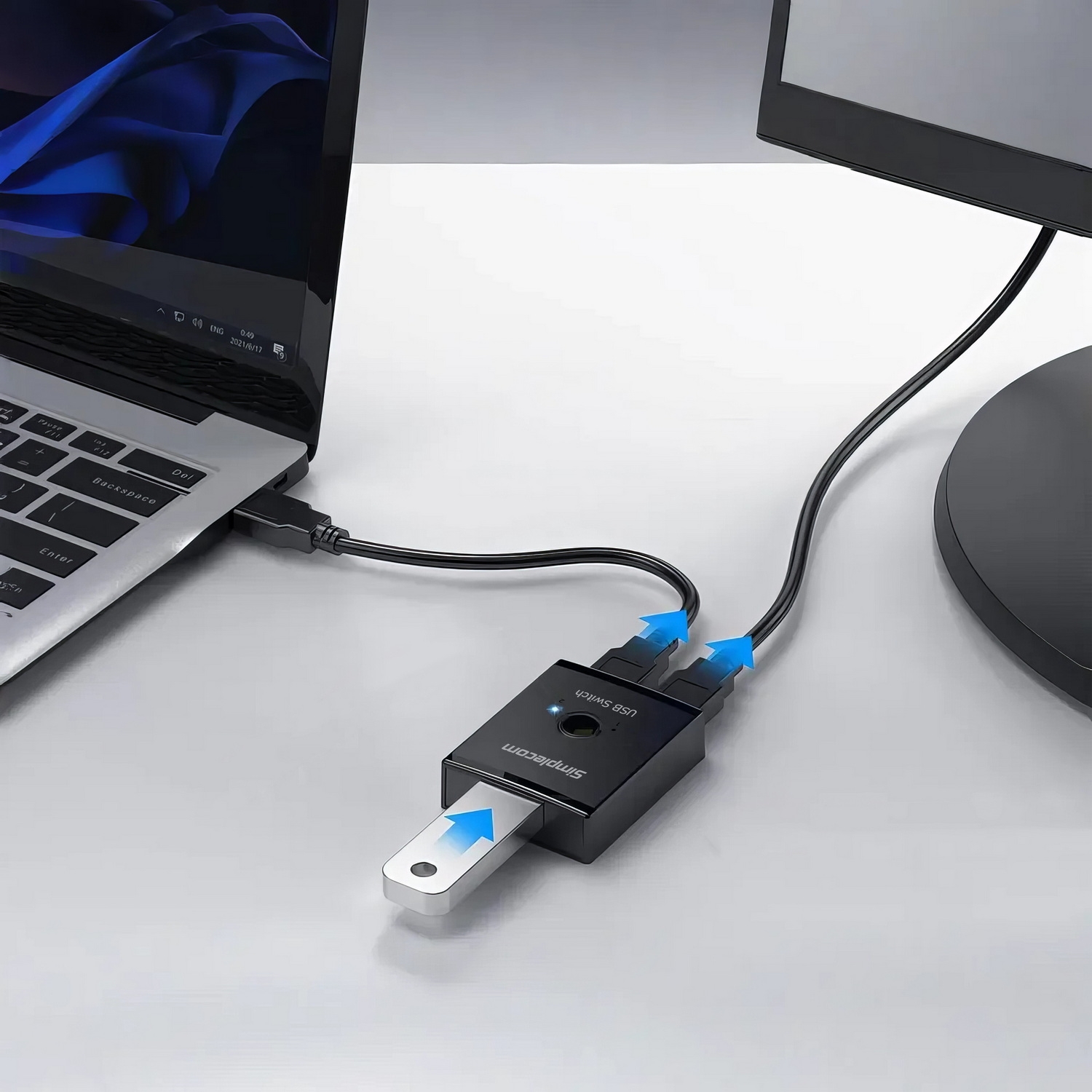 Simplecom KM125 Bi-Directional 2-Way USB 3.0 Switch 1 In 2 Out (2 In 1 Out) 5Gbps view 5