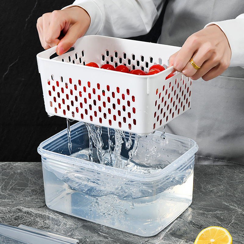 Blue Food-Grade Refrigerator Storage Container Set – Ventilated view 3