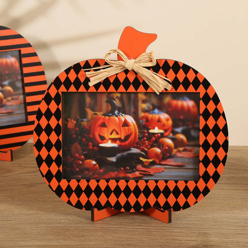 Black and Orange Plaid Pattern Festive Pumpkin Photo Frame - Rustic Halloween