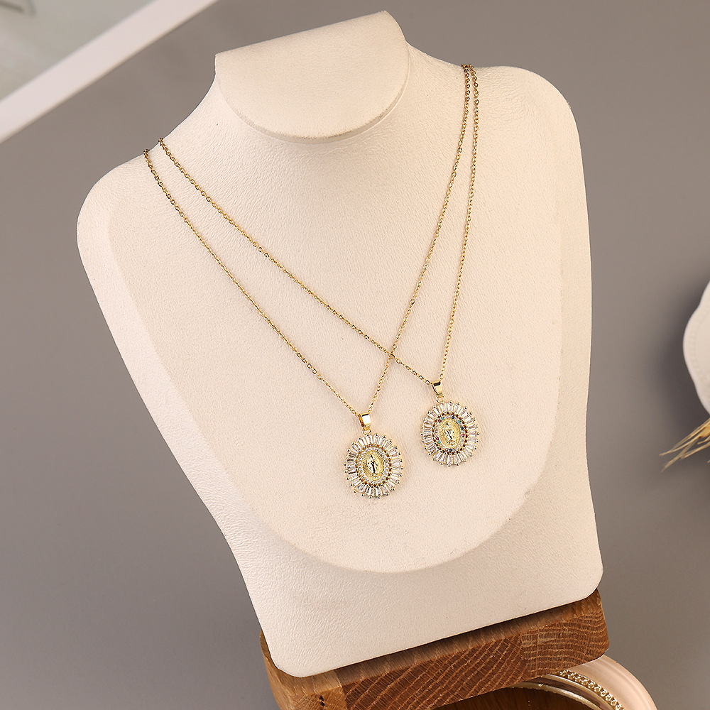 European & American Fashion Geometric Square Pendant Necklace Set – Rose Gold view 4
