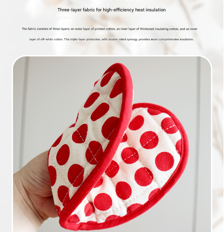 Red 2 Pack Heart Shaped Oven Mitts Heat Resistant Cotton Pot Holders Double view 3