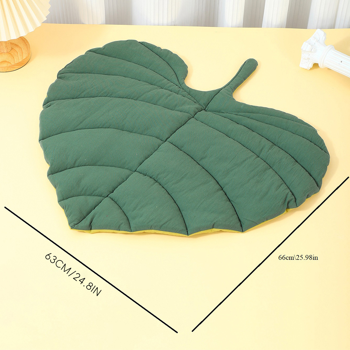 Green Heart-Leaf Decorative Pet Mat (66 x 63 CM) - Reversible Thickened view 2
