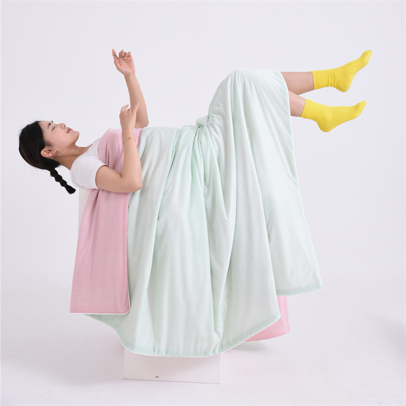 Melon powder Cooling Summer Quilt with Ice Silk Fabric Lightweight Breathable
