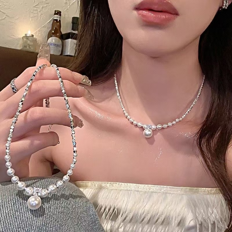 Elegant Pearl Choker Necklace for Women – Ins Style Minimalist Design with view 3
