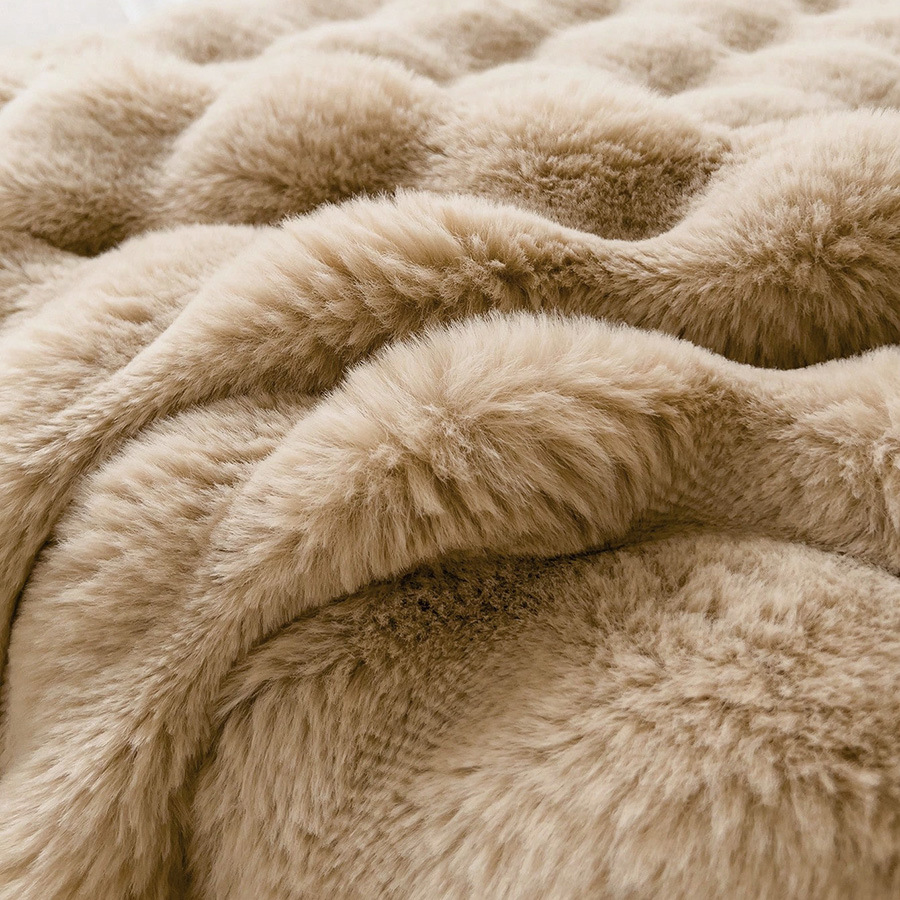 2-Pack Brown Luxury Tuscany Fleece Rabbit Fur Bubble Blanket (45 x 45 CM) view 2
