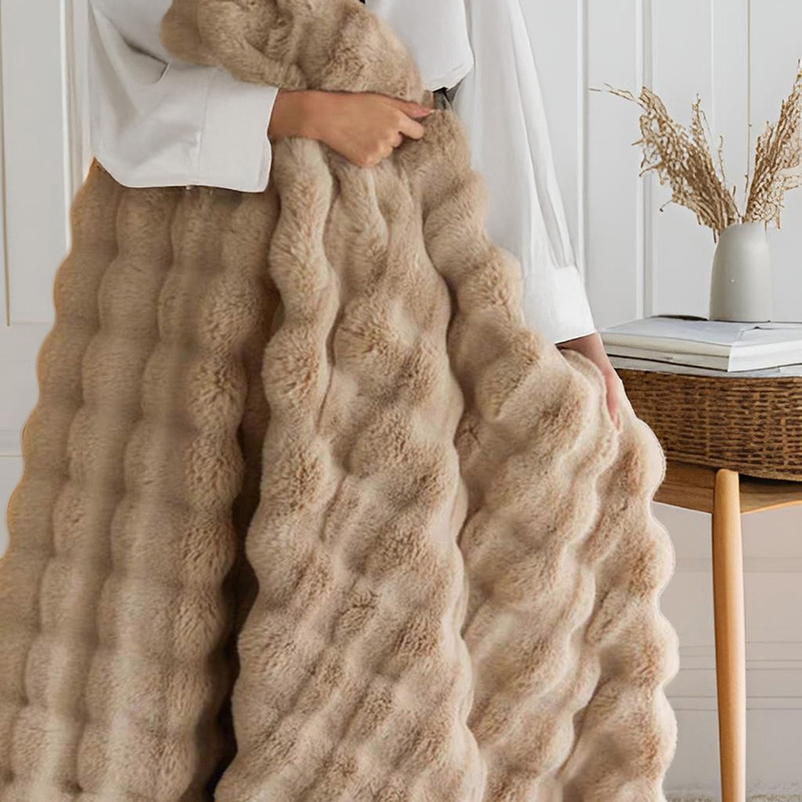 2-Pack Brown Luxury Tuscany Fleece Rabbit Fur Bubble Blanket (45 x 45 CM) view 3