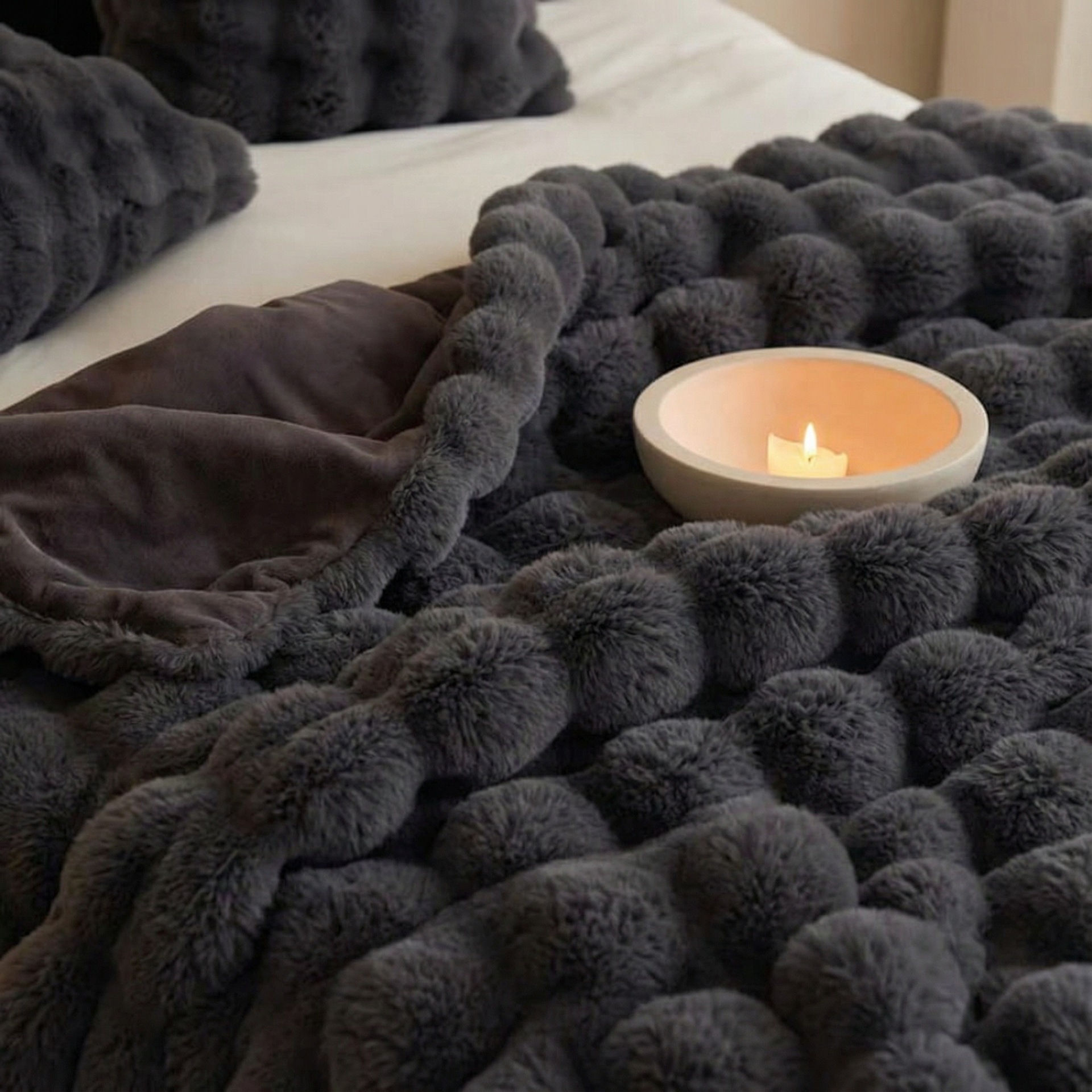 Black Grey Luxury Tuscany Fleece Rabbit Fur Bubble Blanket (140 x 200 CM) view 3