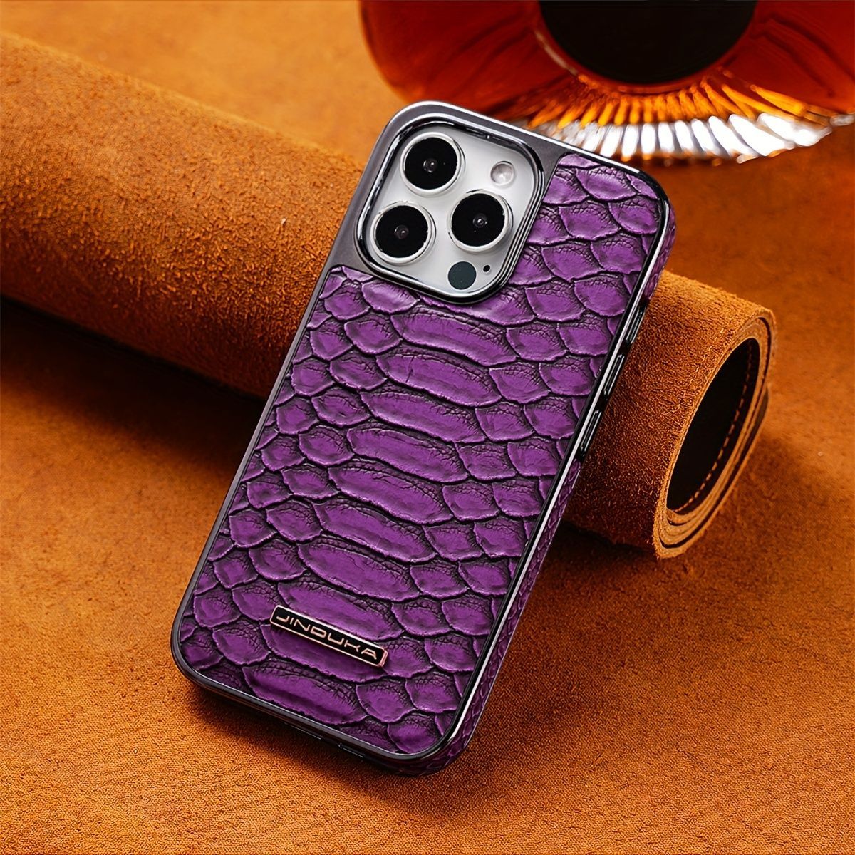 snake-pattern leather phone case view 11