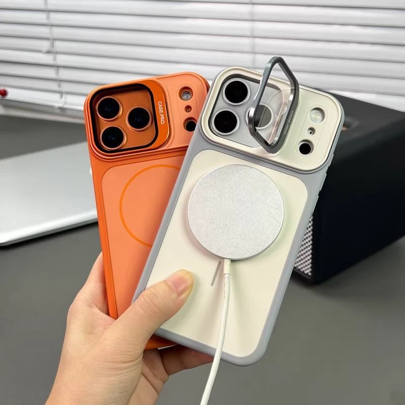 transparent phone case, magnetic phone case, animated phone case, phone view 4