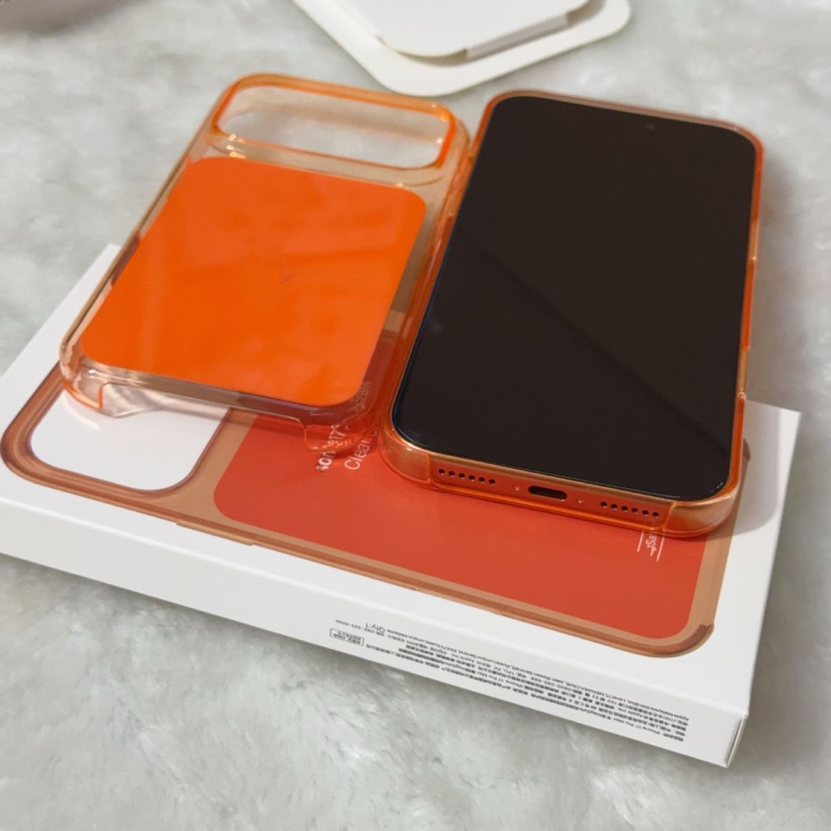 transparent phone case, magnetic phone case, animated phone case, phone view 5