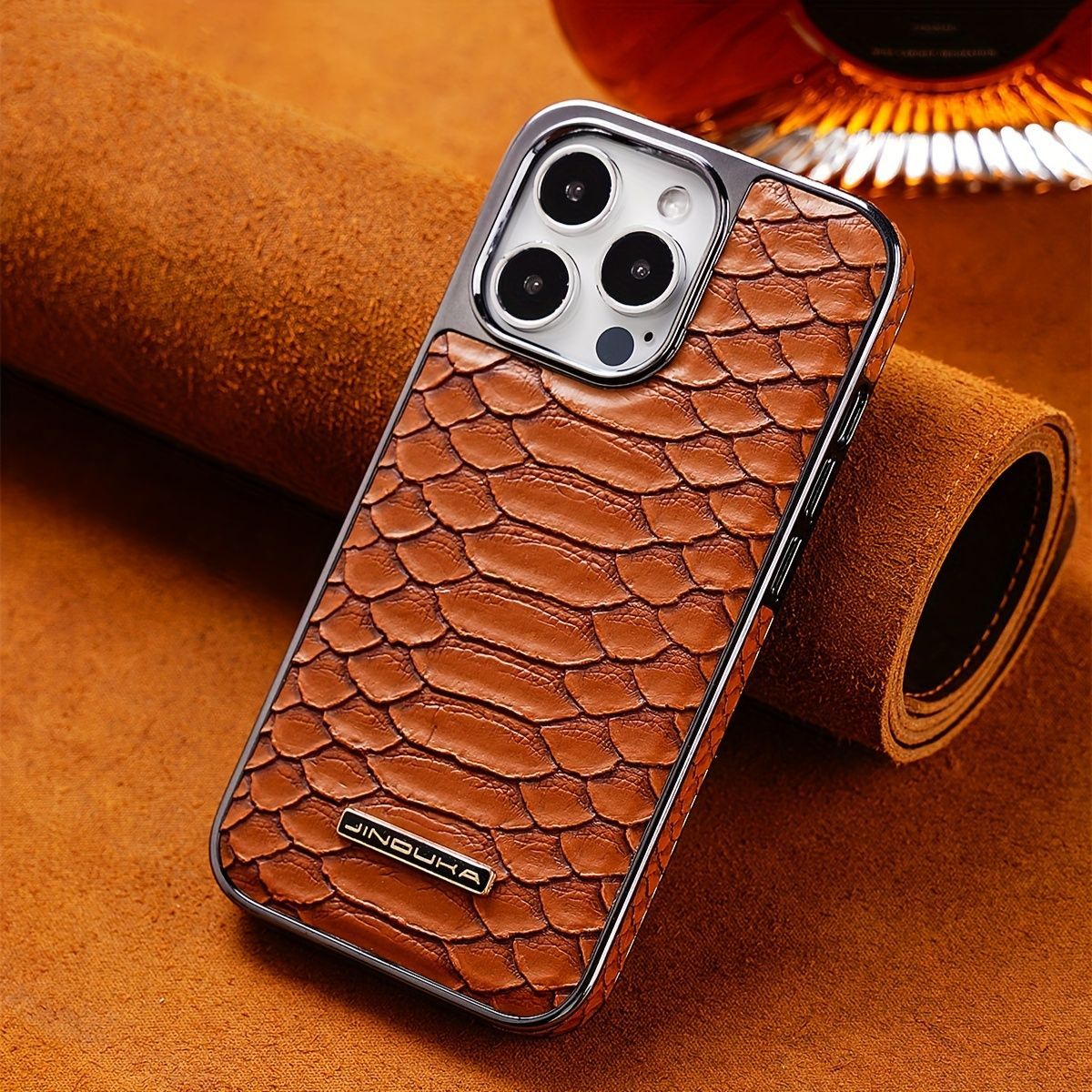 snake-pattern leather phone case view 7