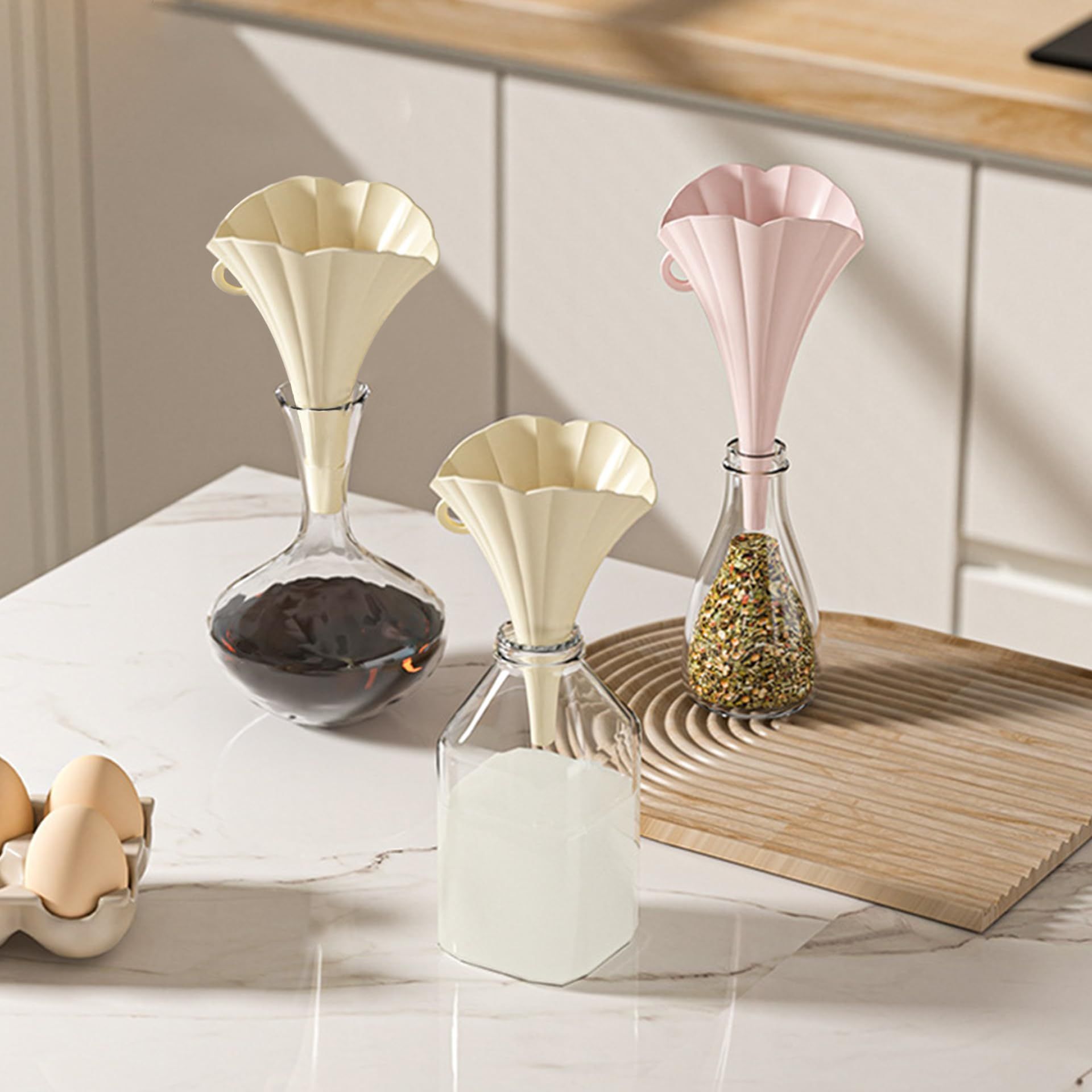 2-Pieces Fan-Shaped Silicone Funnel Set view 4
