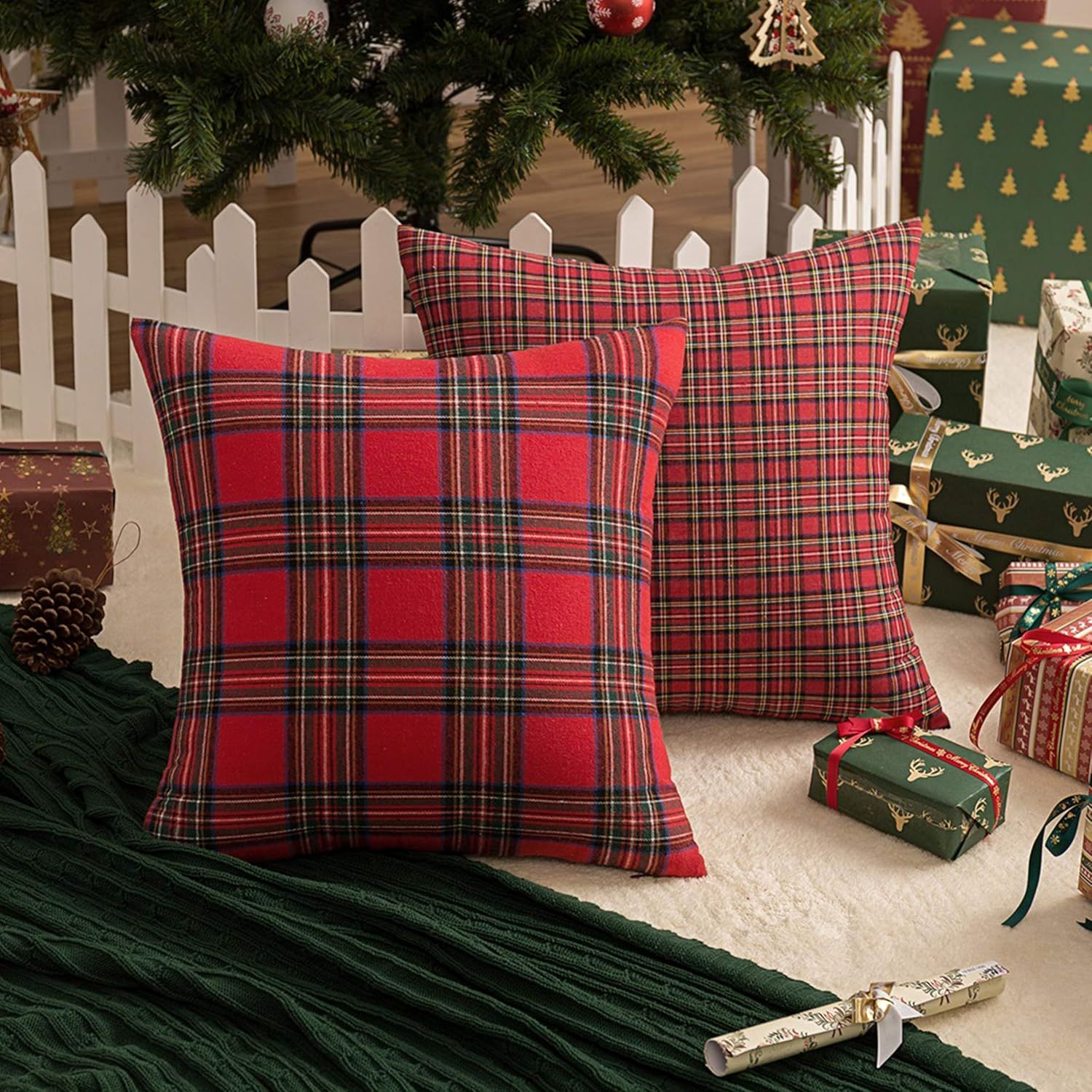 Pack of 2 Christmas Plaid Decorative Throw Pillow Covers Scottish Tartan view 4