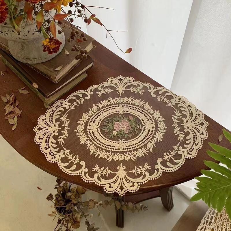 2 Pack Vintage Mesh Embroidered Mats 29x38cm Apricot view 3