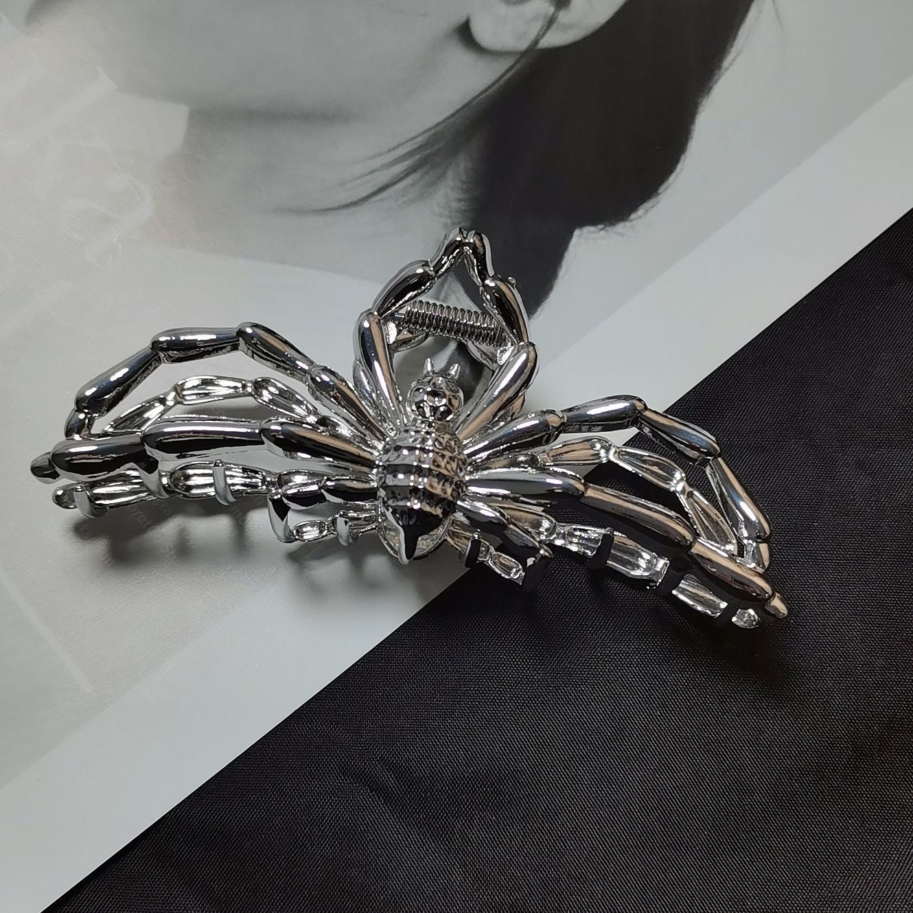 Halloween & Christmas White K Tone Spider Metal Hair Claw — image 1