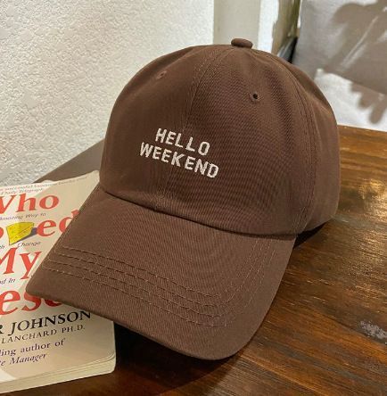 HELLO Letter Print Baseball Cap