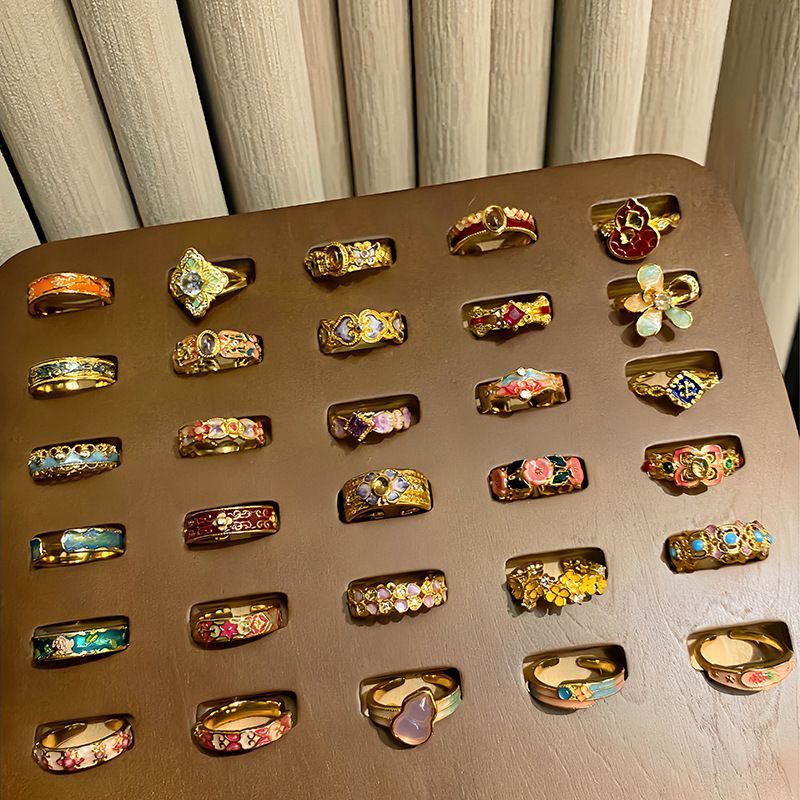 Versatile Light‑Luxury Enamel Open Ring view 3
