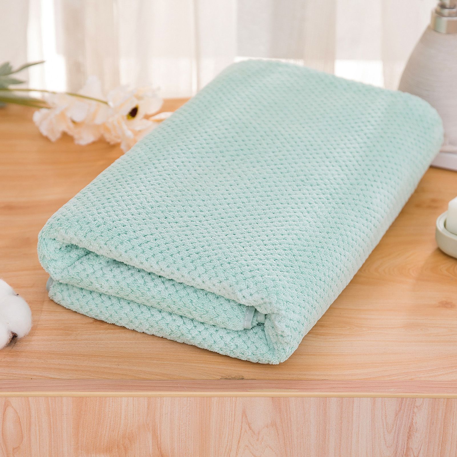 Coral Velvet Bath Towel Water Absorption Bathing Body Towel Pure Color for view 2