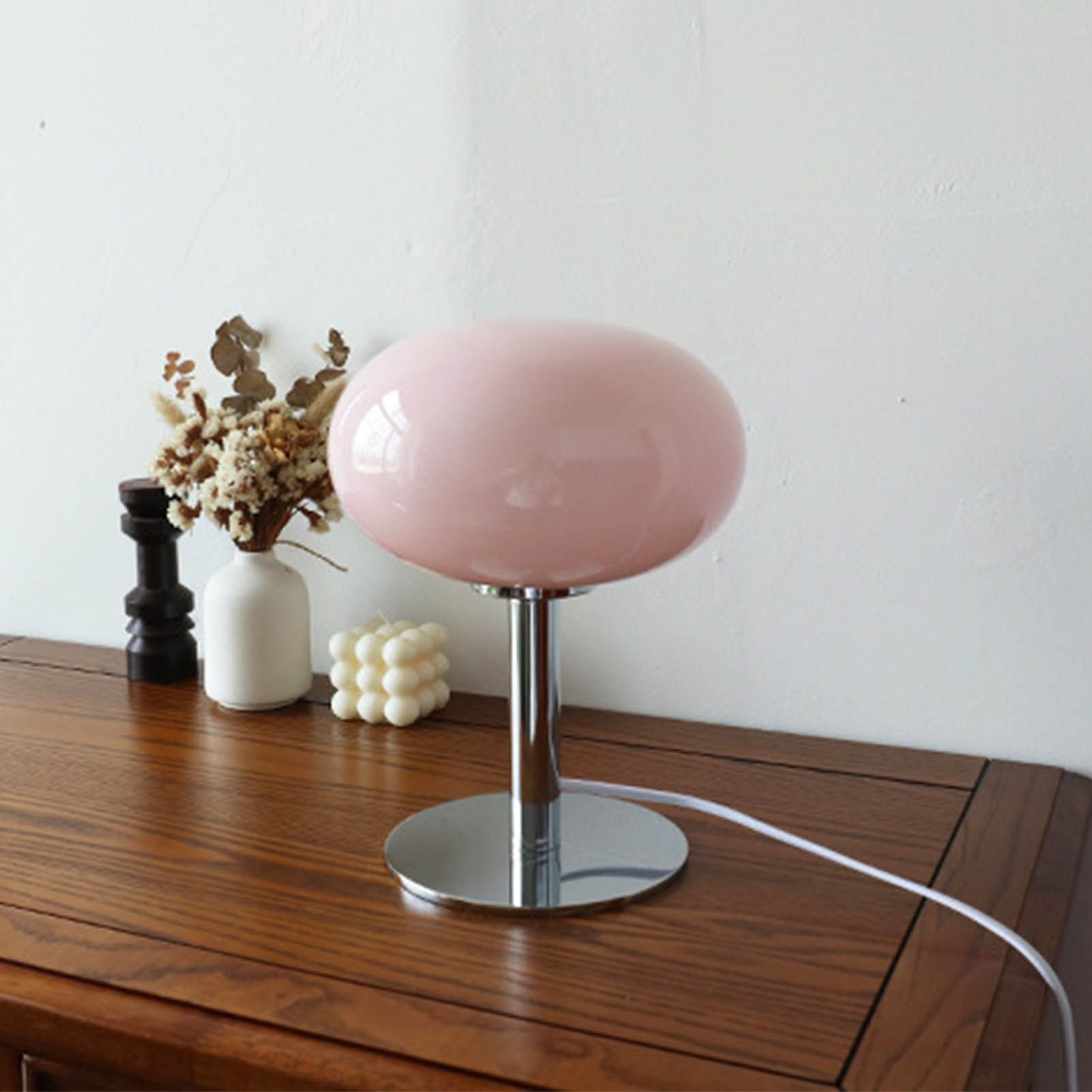 Bedside Table Lamp Iron Base Cute Shape Simple Modern Elegant Nightstand Lamp view 6