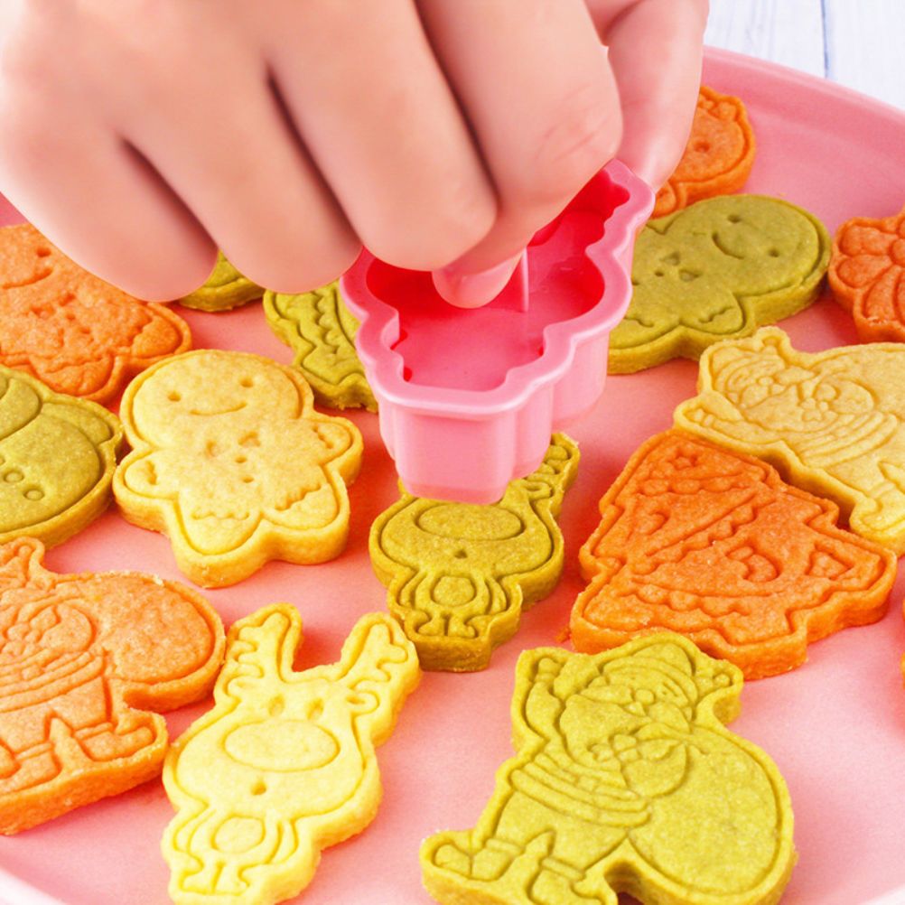 Christmas Cutter Mold Set 6 Piece Pattern Kitchen DIY Baking Mold For Biscuits view 4