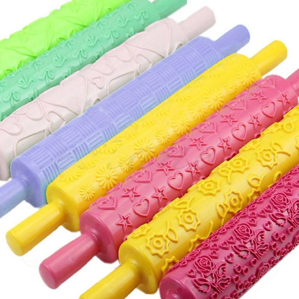 Plastic Non Stick Fondant Rolling Pin Tool Portable Embossed Rolling Pin view 6