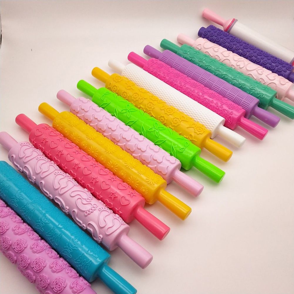 Plastic Non Stick Fondant Rolling Pin Tool Portable Embossed Rolling Pin view 9
