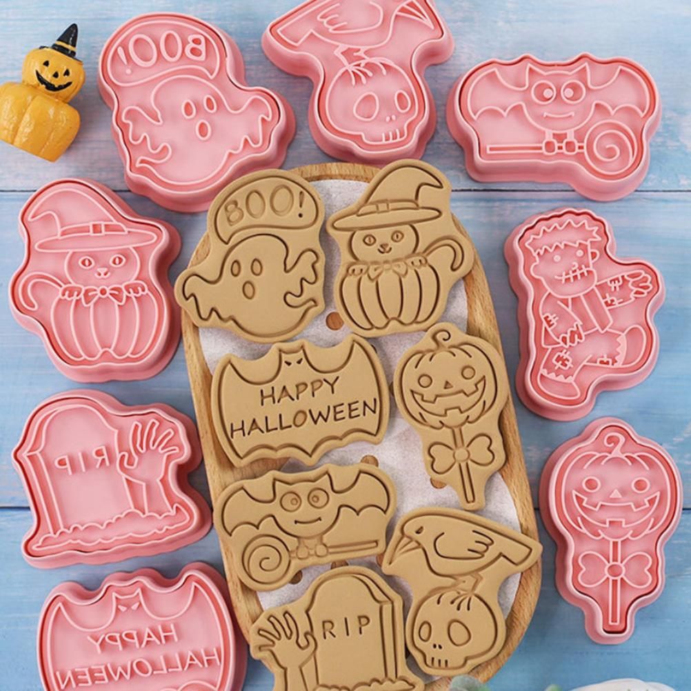 8Pcs 3D Biscuit Cutters Halloween Thanksgiving Biscuit Mould Baking Mould Hand view 8