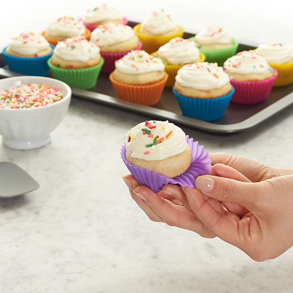 24Pcs Baking Cups Reusable Silicone Cake Cups Non Stick Baking Cups view 4