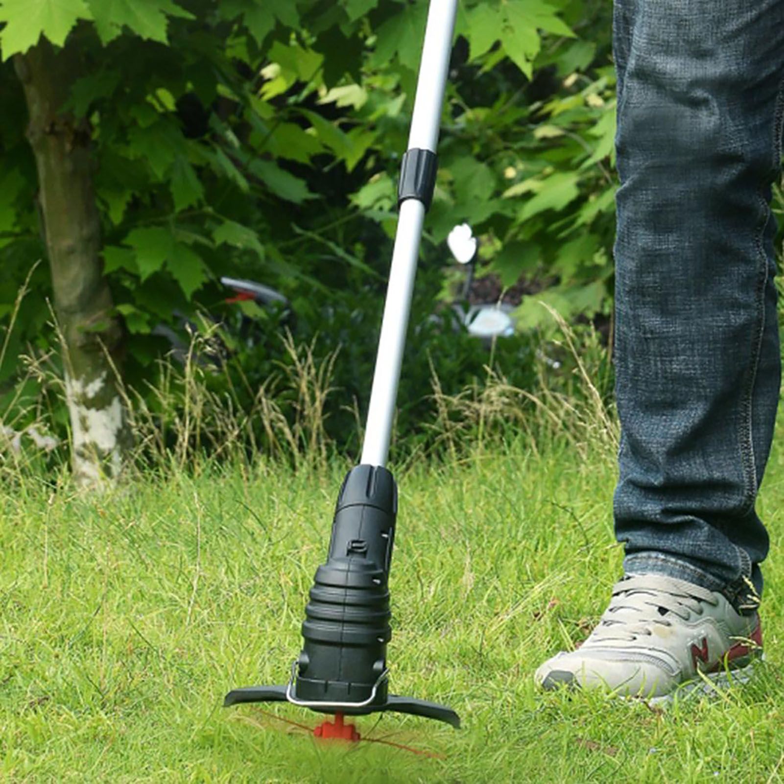 Garden Tool Cordless Lawn Trimmer Cordless Rechargeable Grass Trimmer String view 11
