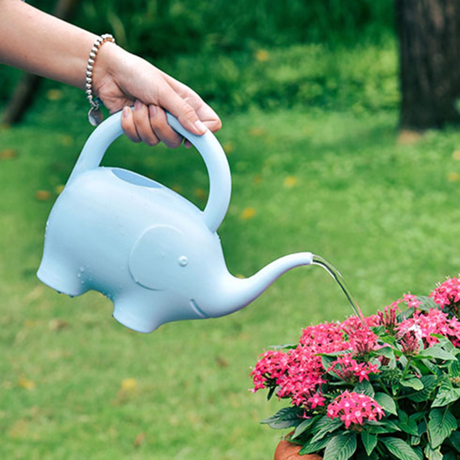 Cartoon Elephant Watering Can Plastic 1L Large Capacity Handheld Cute Animal view 9