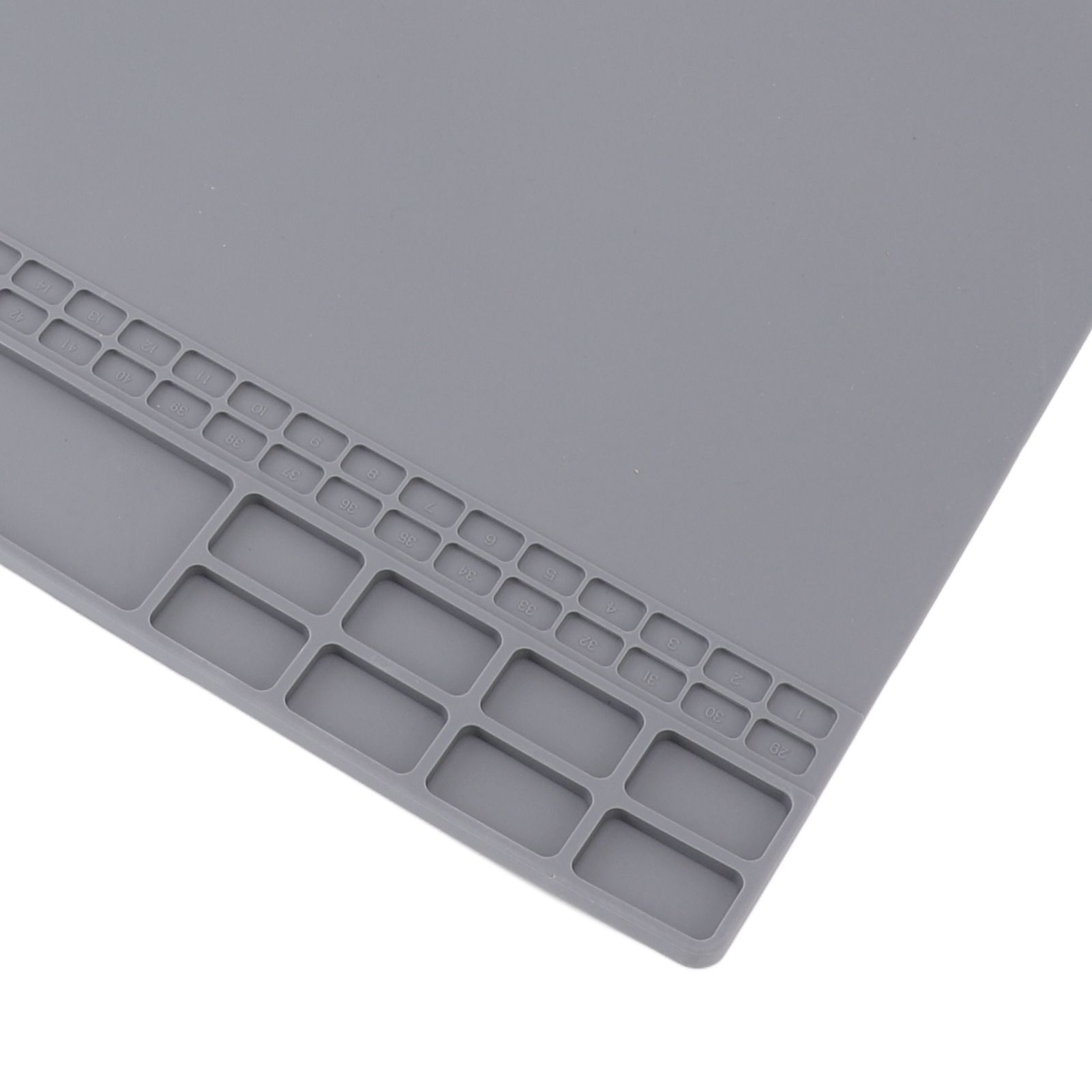 Heat Insulation Silicone Work Mat Multifunctional Non Slip 932°F High view 2