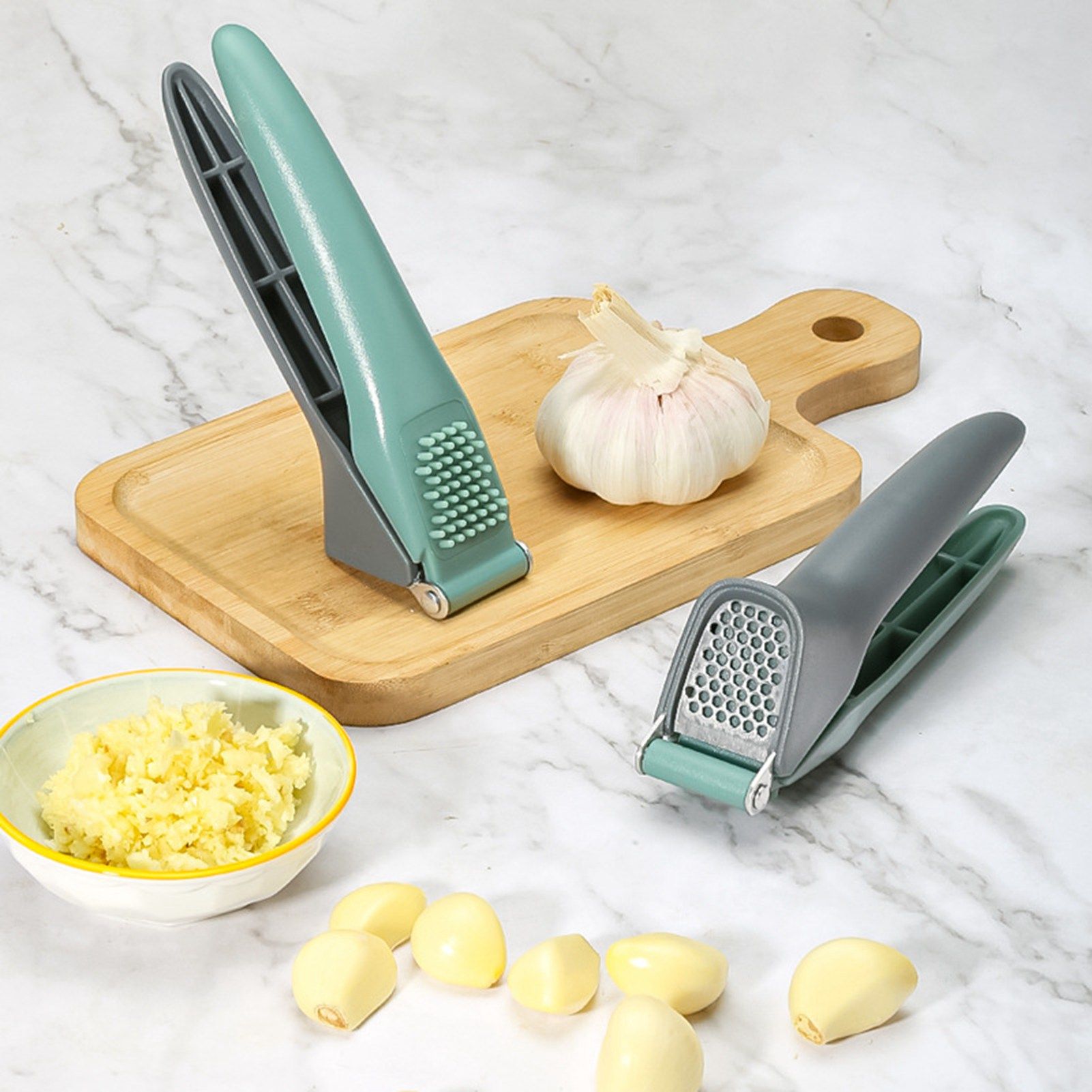 Stainless Steel Garlic Press Manual Easy to Squeeze Clean Garlic Ginger Mincer view 9