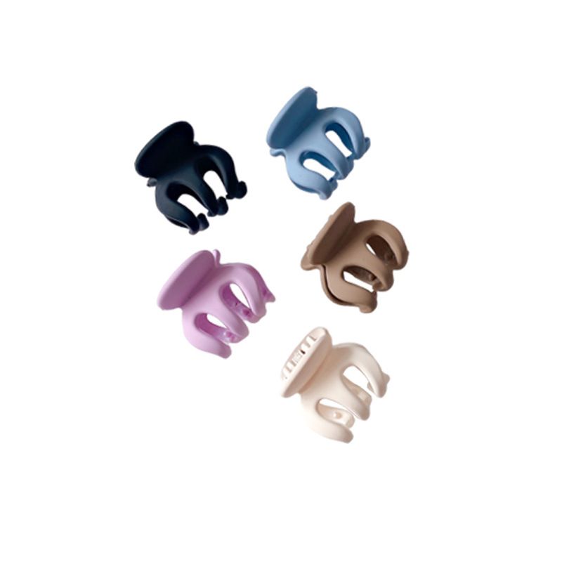 Mi You Acrylic Shark Hair Clip Small Khaki (Large) view 2