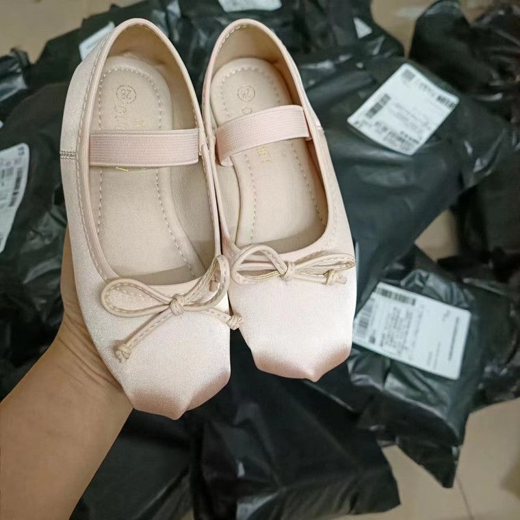 Obemei Girls Satin Dance Shoes Bow Elastic Band Pink 35 yards shoe length 22cm — image 1