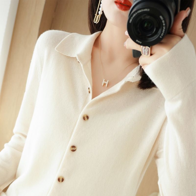 Women Knitted Cardigan Sweater Yi Yu Nuo Polo Collar Beige XL Size: XL — image 1