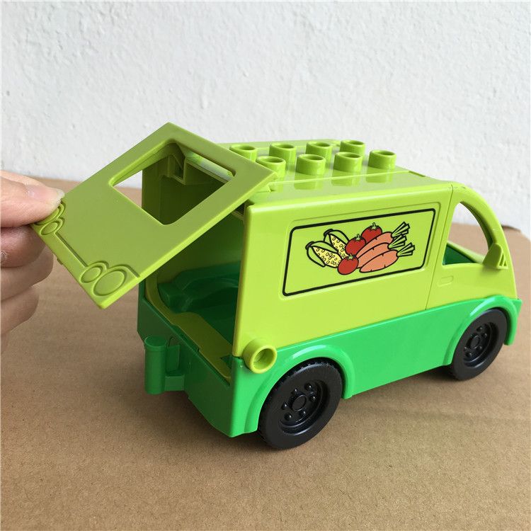 Hongyuan sheng Building Blocks Bus Vehicle Curved track view 2