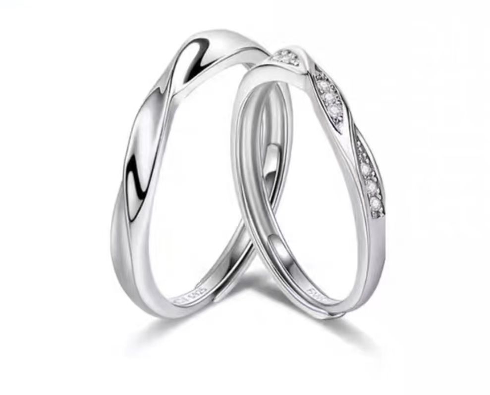 Fang qi Copper Mobius Ring for Couple Twin knot Women's — image 1