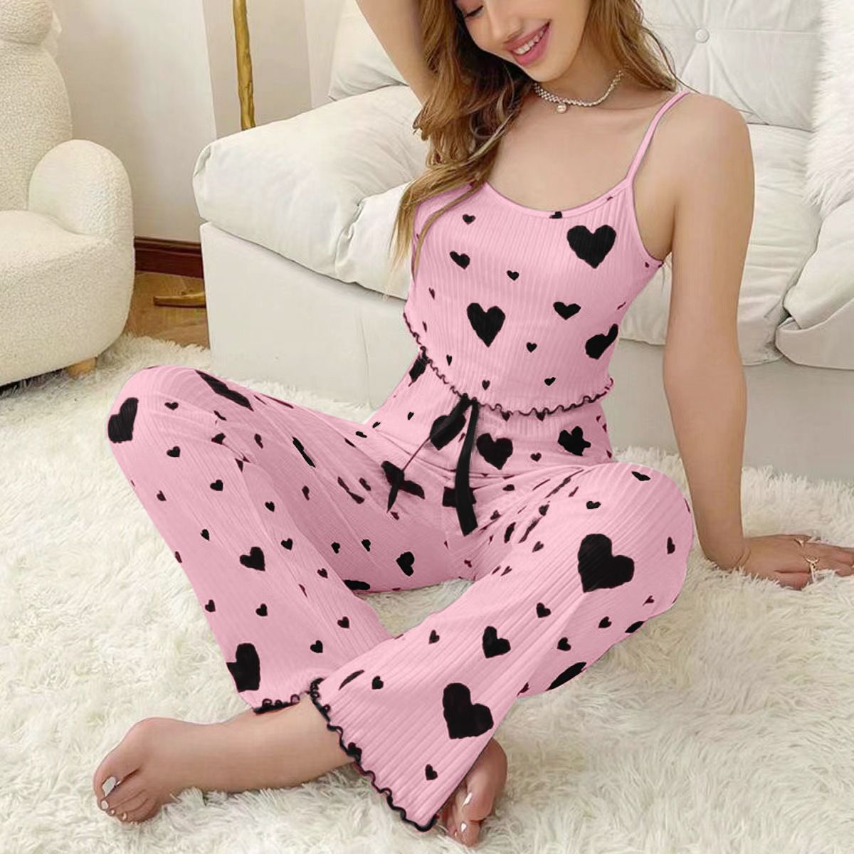 Women Polyester Pajamas Set Sleeveless Printed Sleepwear Pink and Black