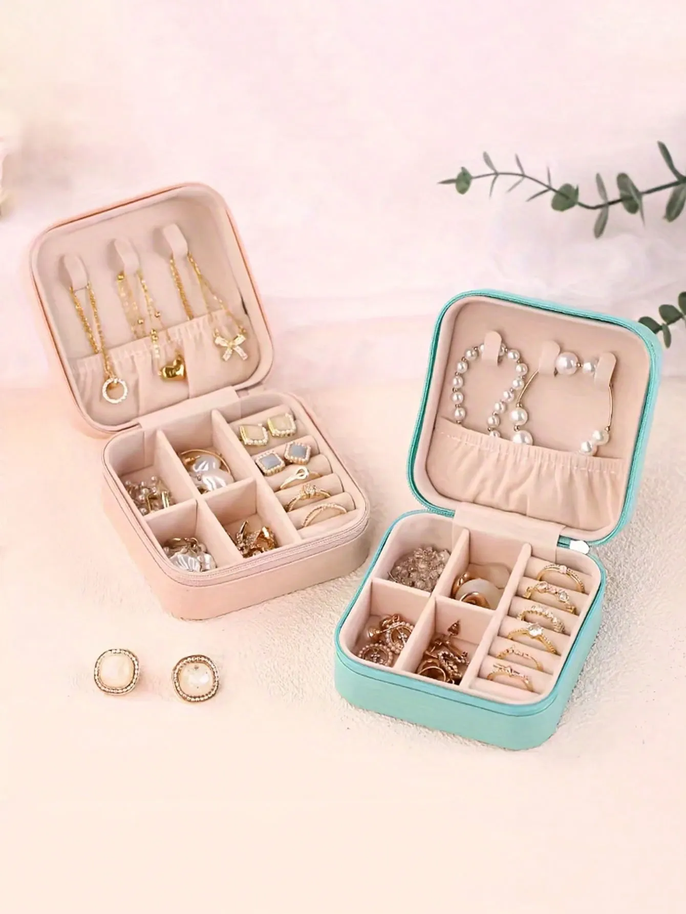 1pc Compact Jewelry Box Small PU Leather Storage Box For Women Travel Home view 3