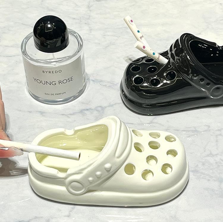Ashtrays resin ornaments view 4