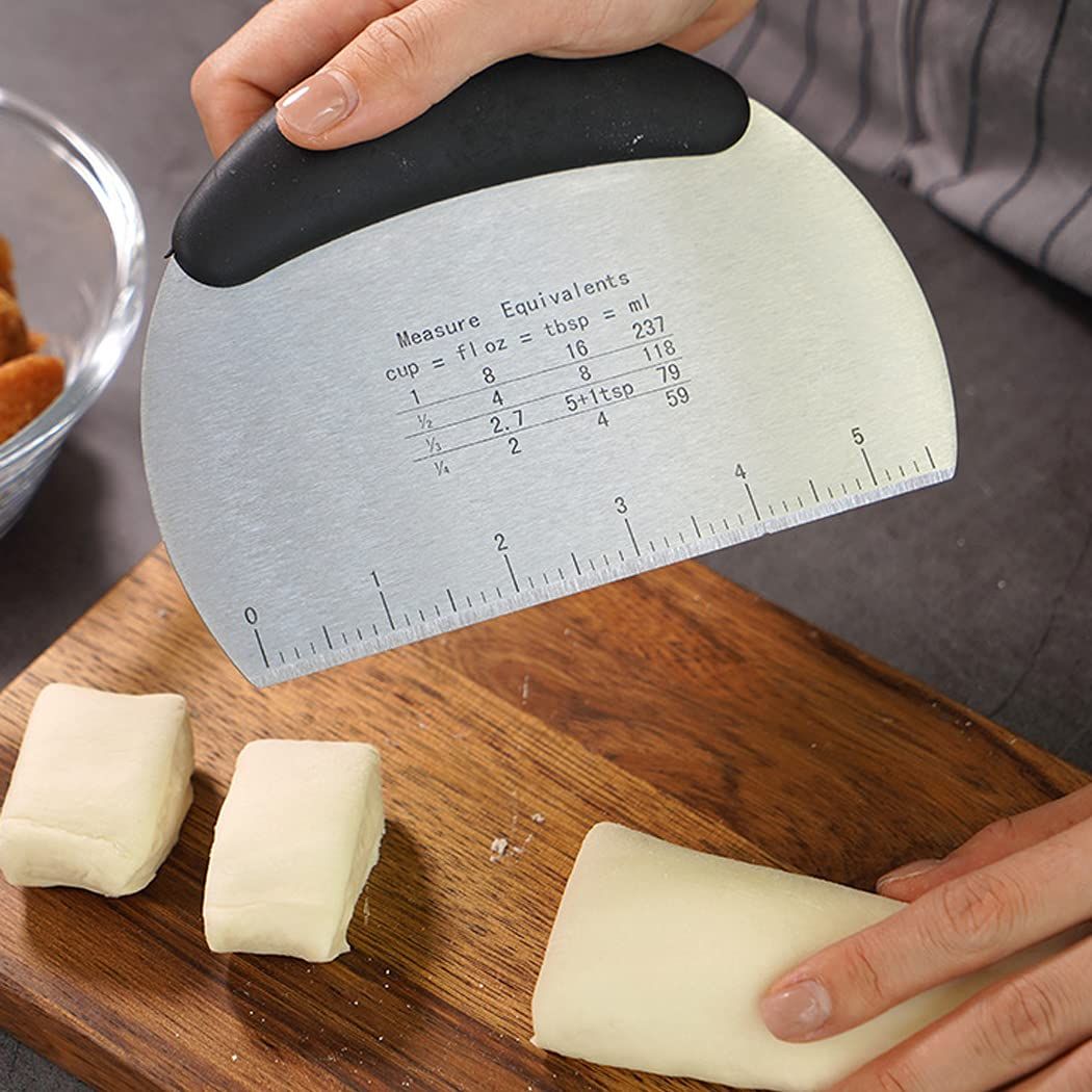 Multifunctional Thickened Stainless Steel Semicircular Dough Cutter view 4