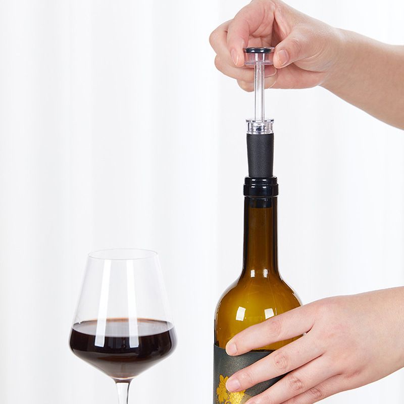 Built in vacuum pump leak proof wine bottle sealer silicone cap view 2