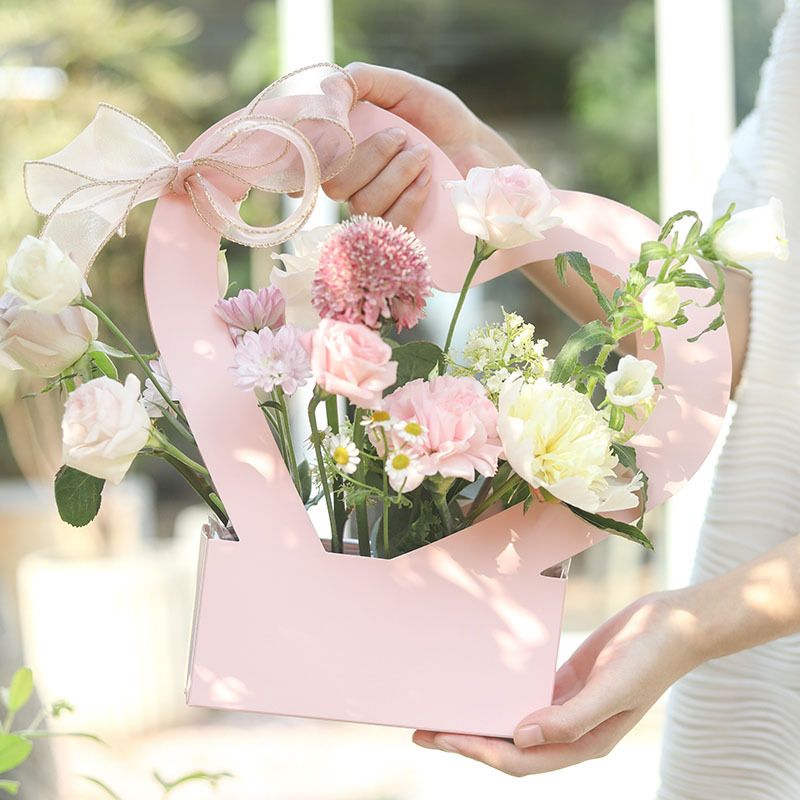 10 Pcs Kraft Flower Gift Bags Bouquet Paper Bags with Handle Bouquet Gift Box view 2