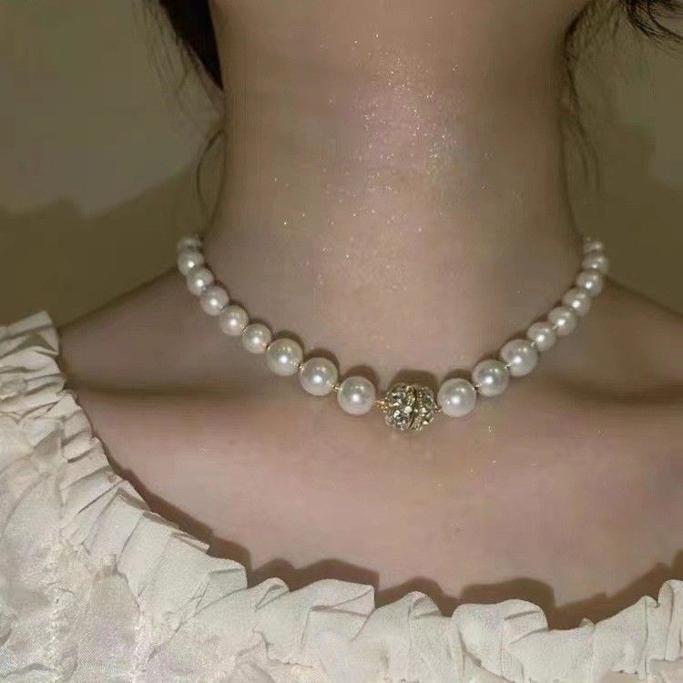Boho Short Rhinestones Pearl Shiny Choker Necklaces Simple Gold Rhinestones view 2