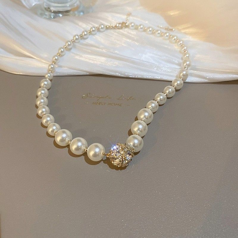 Boho Short Rhinestones Pearl Shiny Choker Necklaces Simple Gold Rhinestones view 5