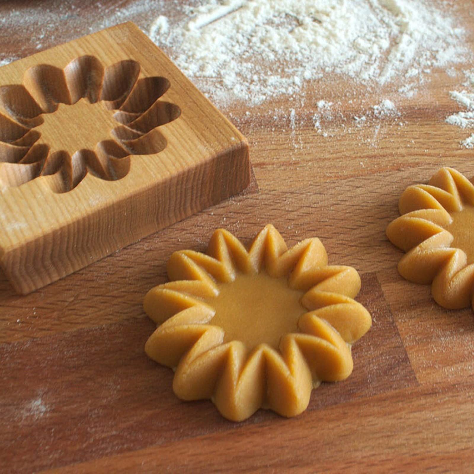 Wooden Cookie Biscuit Mold view 4
