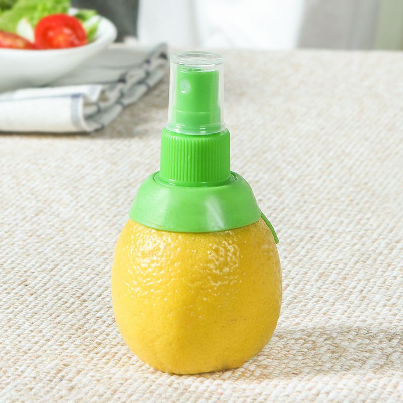 Creative manual mini set juice spray lemon juice extractor plug spray creative view 2
