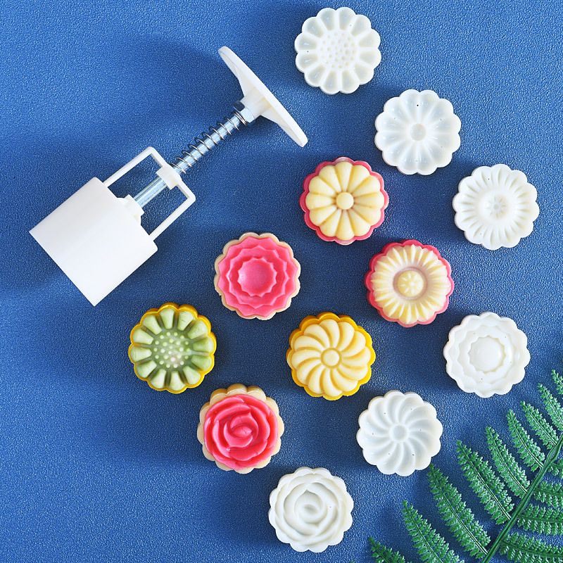 Pink Chinese flower moon cake press mold