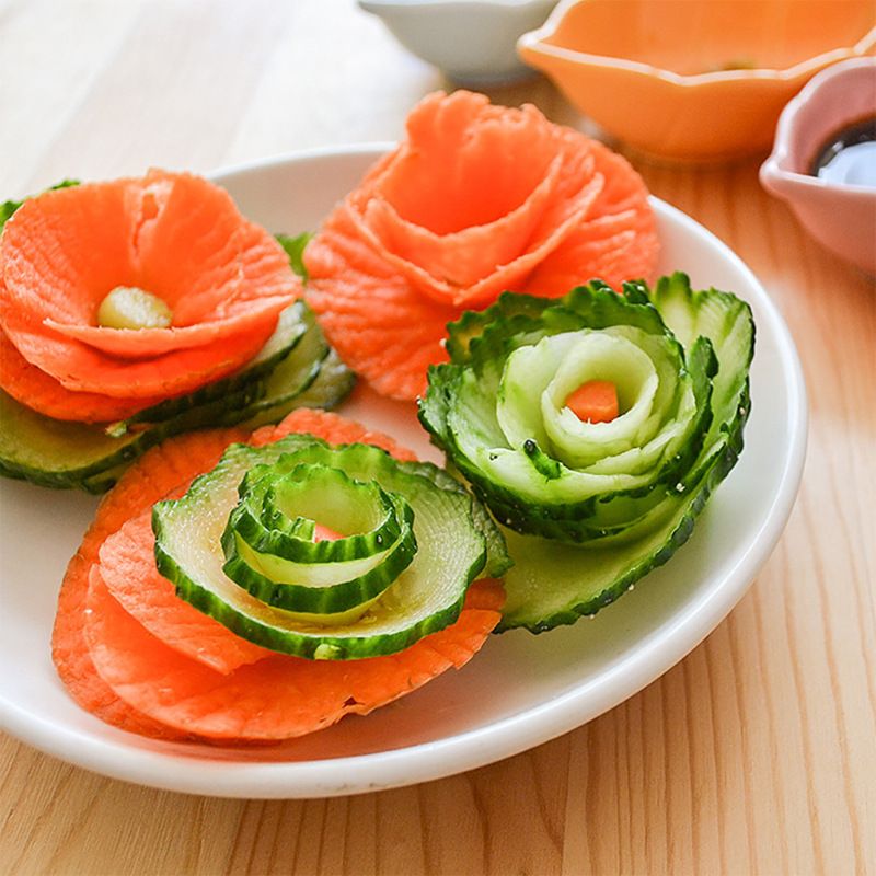2 in 1 Spiral Funnel Flower Roller - Carrot Grater and Flower Rollers