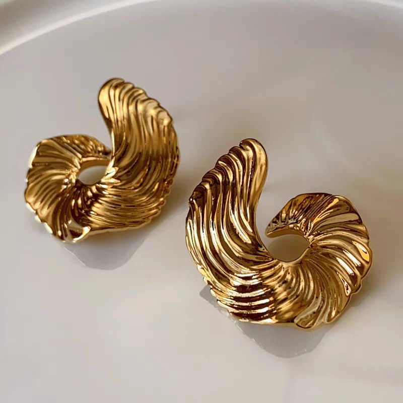 2pairs Chunky Gold Hoop Earrings for Women view 2